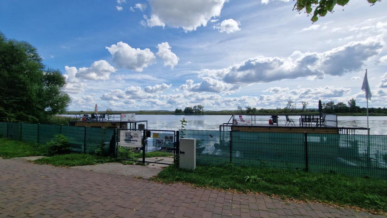 Hausboote Unteres Odertal Hausboot Kranich Hotel Schwedt Luaran gambar